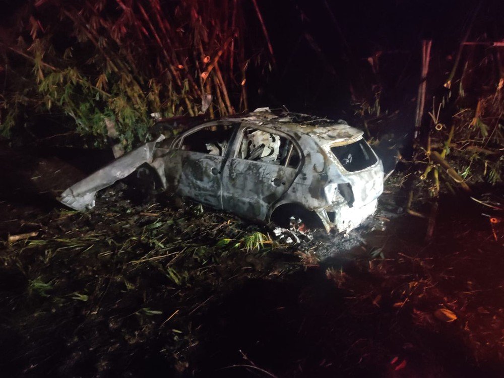 Homem morre carbonizado em acidente de trânsito na SP-563 em Presidente Venceslau Homem morre carbonizado em acidente de trânsito na SP-563 em Presidente Venceslau