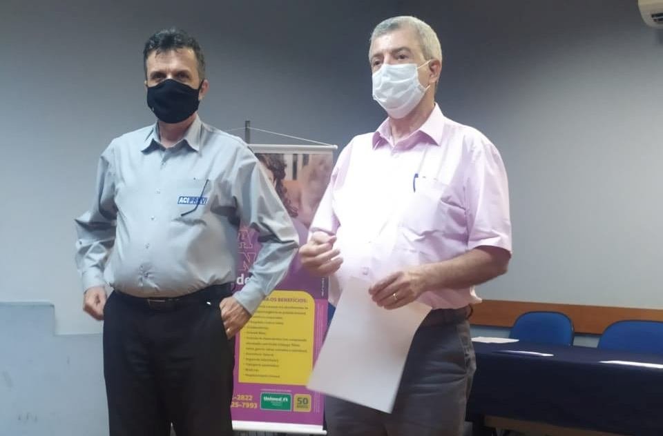 Aciprev entrega prêmios da campanha “Quinzena do Freguês – Semana do Papai” Aciprev entrega prêmios da campanha “Quinzena do Freguês – Semana do Papai”