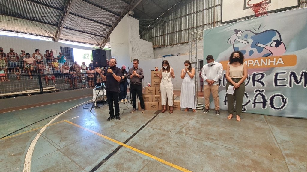 Secretaria de Assistência Social e Fundo Social de Solidariedade entregam cestas básicas para famílias atendidas Secretaria de Assistência Social e Fundo Social de Solidariedade entregam cestas básicas para famílias atendidas