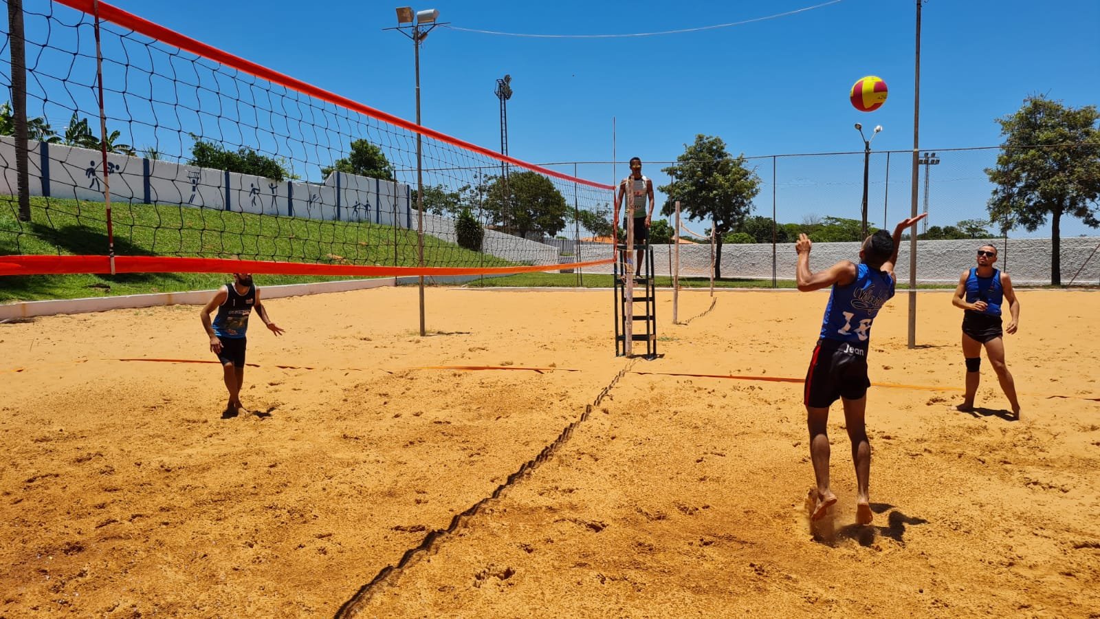 Confira os ganhadores do Torneio Municipal de Vôlei de Areia, realizado em Presidente Venceslau Confira os ganhadores do Torneio Municipal de Vôlei de Areia, realizado em Presidente Venceslau