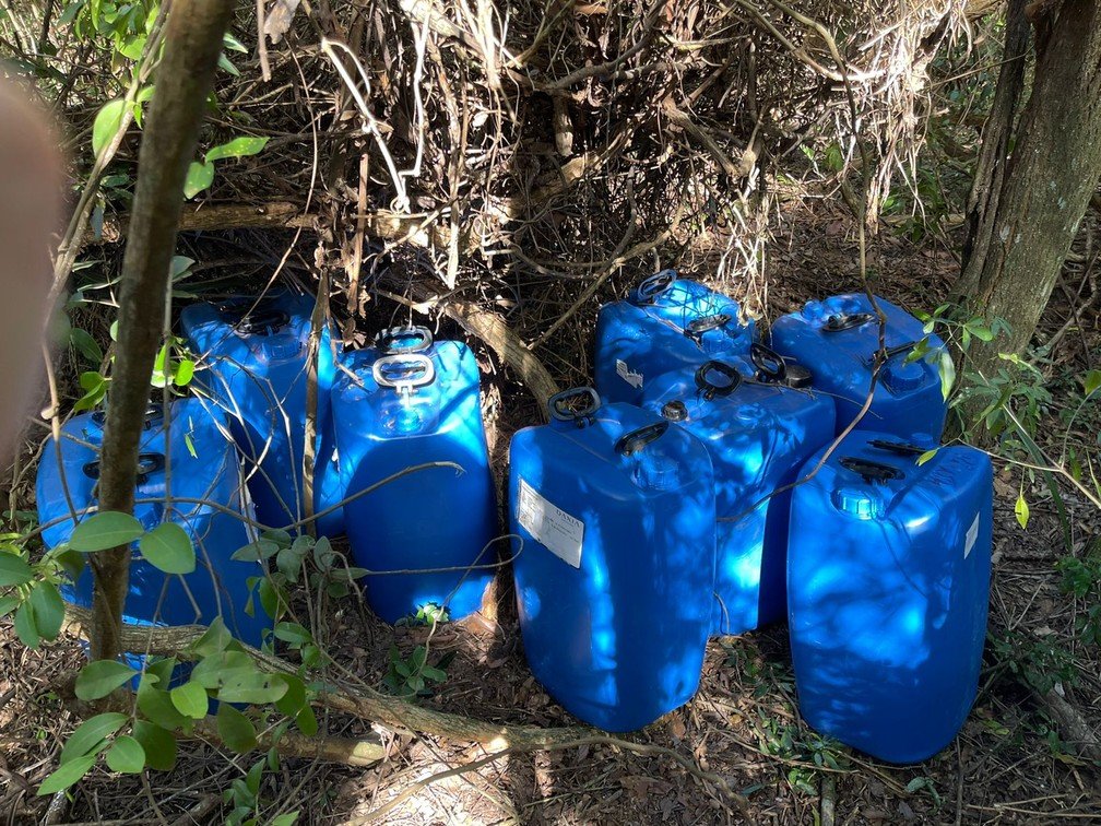 Justiça Federal decreta prisão preventiva de homens flagrados com helicóptero com quase 250kg de cocaína