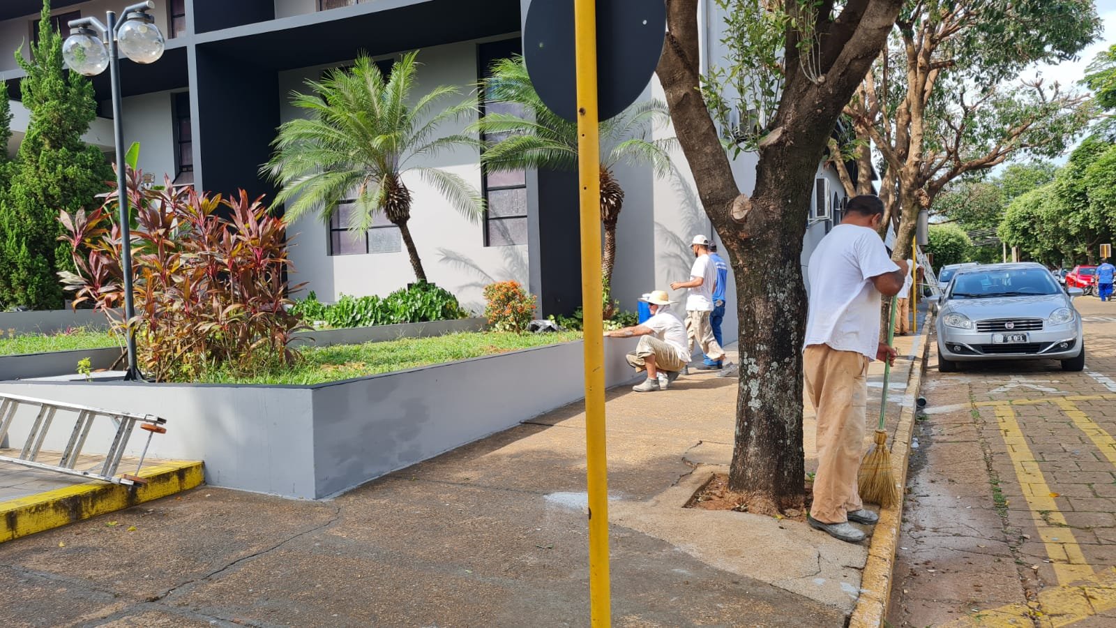 Prédio da Prefeitura de Presidente Venceslau recebe nova pintura