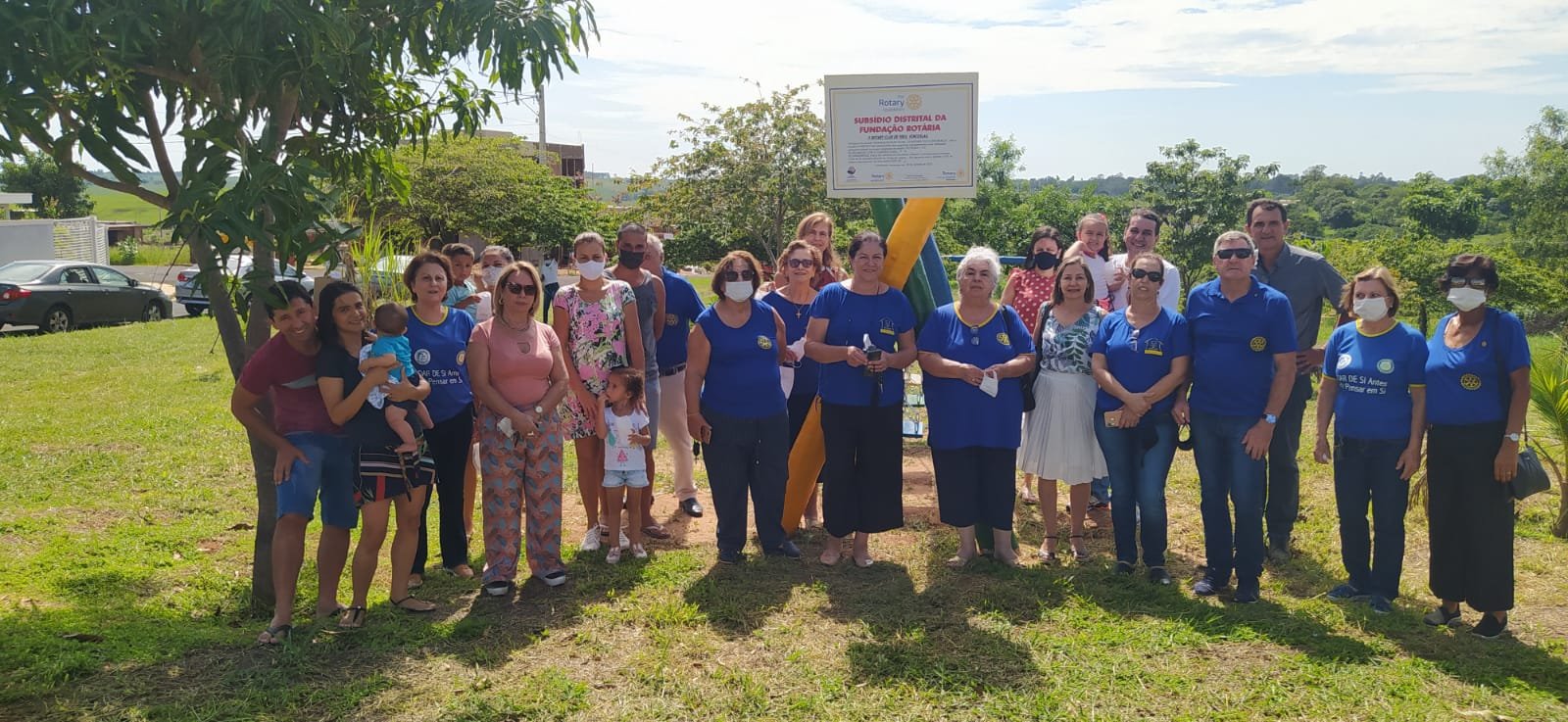 Rotary Club inaugura parquinho infantil dos bairros Petrona 1 e 2 Rotary Club inaugura parquinho infantil dos bairros Petrona 1 e 2
