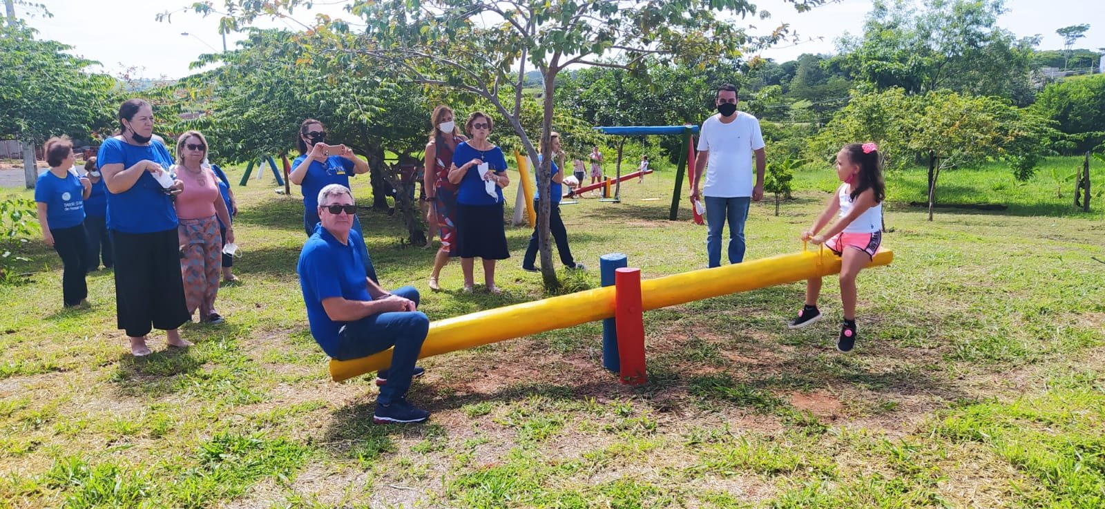 Rotary Club inaugura parquinho infantil dos bairros Petrona 1 e 2 Rotary Club inaugura parquinho infantil dos bairros Petrona 1 e 2