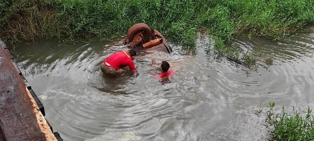‘Partida tão repentina e brusca’: amigos e familiares lamentam morte de dupla encontrada em carro submerso