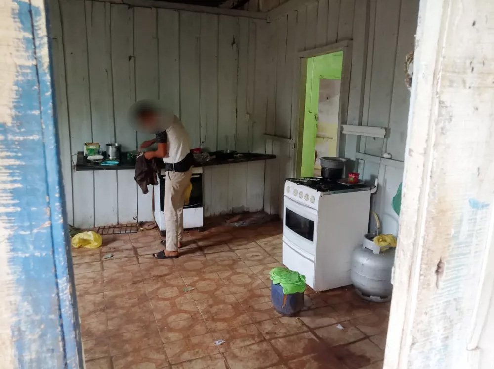 Operação resgata 13 trabalhadores paraguaios de condições análogas à escravidão em Pirapozinho