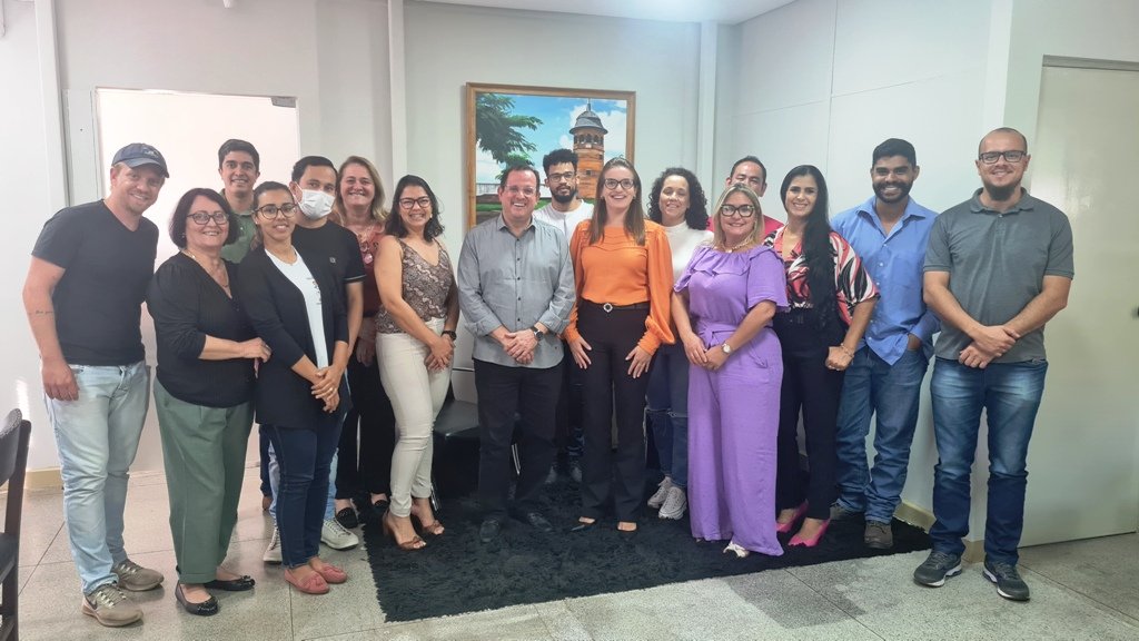 Representante de Instituto participa de reunião na Prefeitura de Presidente Venceslau para debater ações à Primeira Infância Representante de Instituto participa de reunião na Prefeitura de Presidente Venceslau para debater ações à Primeira Infância