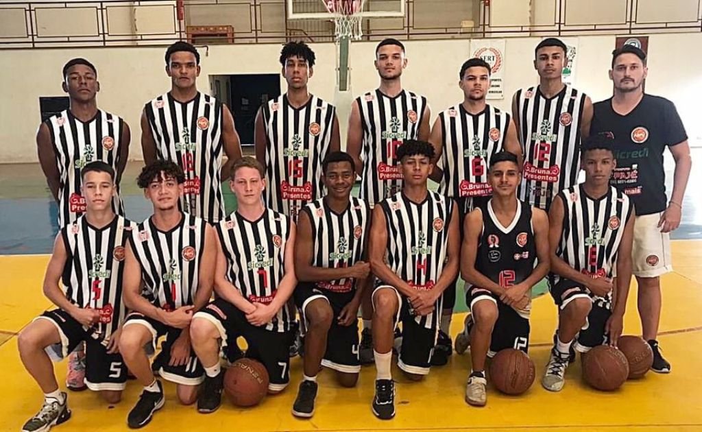 Times de Basquete de Presidente Venceslau disputam partidas por competições diferentes
