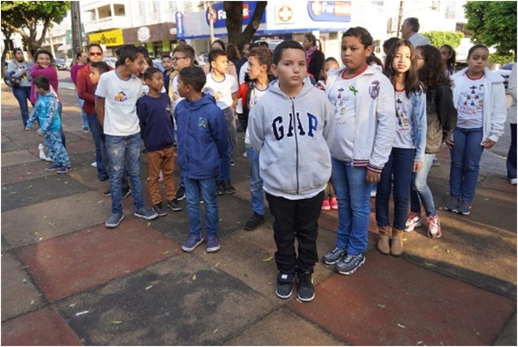 Ato simbólico em homenagem ao Dia da Independência foi realizado no centro de Presidente Venceslau
