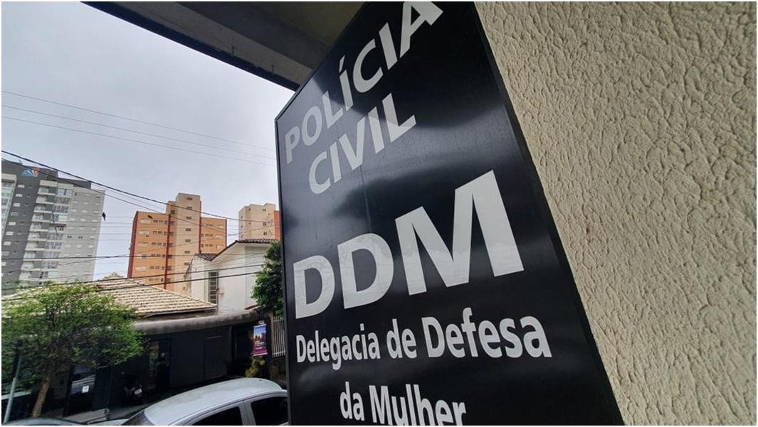 Polícia Civil investiga suposto caso de estupro de criança de apenas 7 anos dentro de sala de aula em Presidente Prudente Polícia Civil investiga suposto caso de estupro de criança de apenas 7 anos dentro de sala de aula em Presidente Prudente