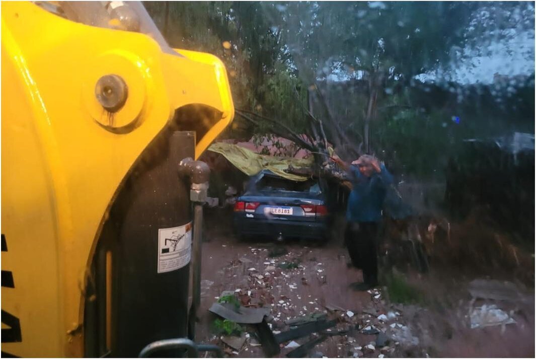 Temporal provoca “estragos” em Lucélia (SP)