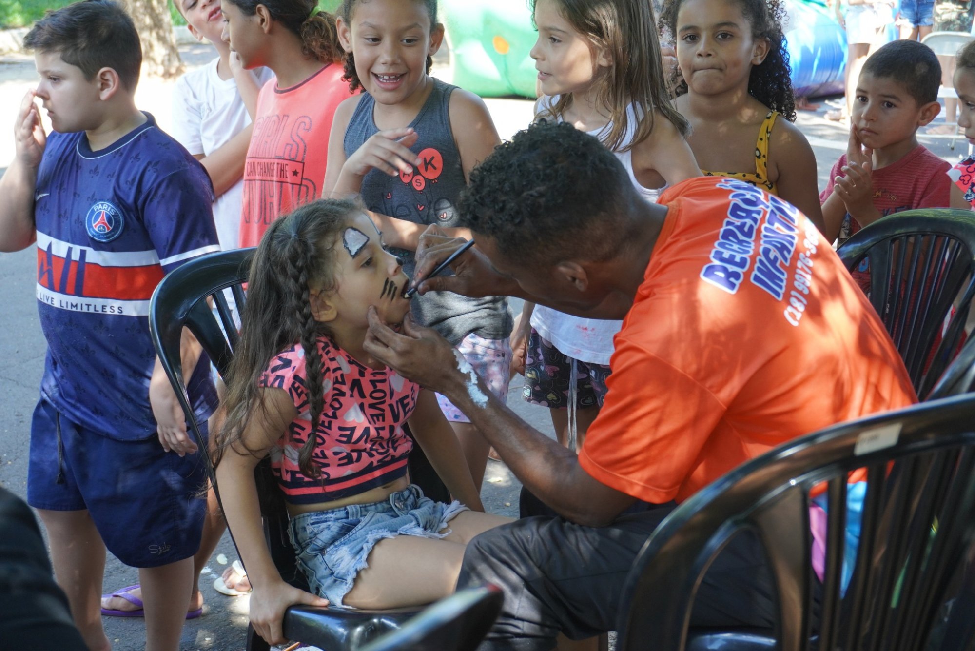 Praça da Cecap de Presidente Venceslau, recebe crianças em nova edição da Tarde Brincante