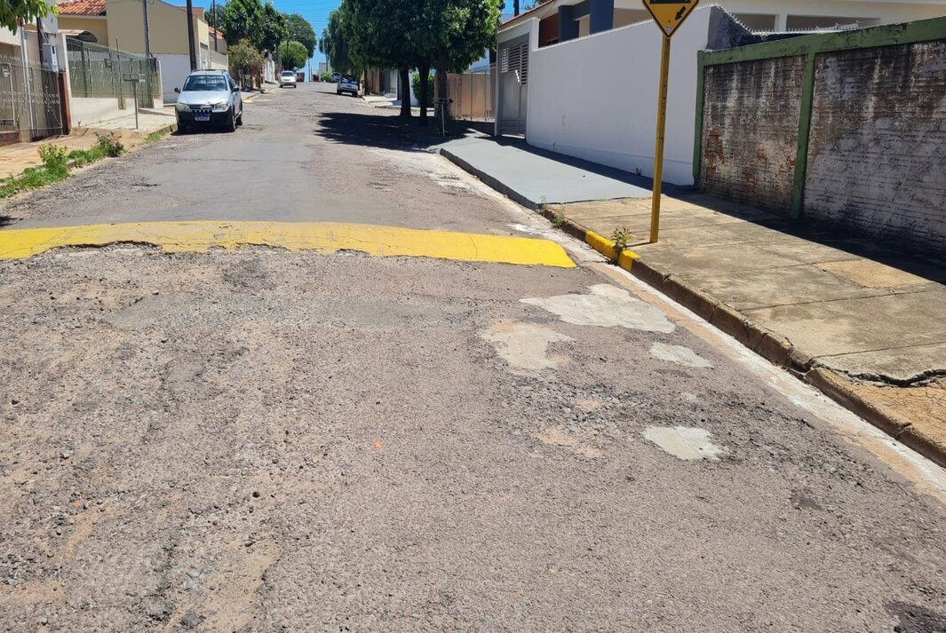 Em nova licitação, Prefeitura de Presidente Venceslau contrata empresa para recapeamento de trechos de dez vias