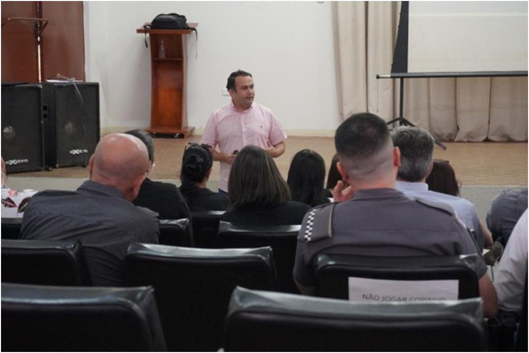Reunião promovida pela Prefeitura de Presidente Venceslau trata sobre trabalho semanal de abordagem social Reunião promovida pela Prefeitura de Presidente Venceslau trata sobre trabalho semanal de abordagem social