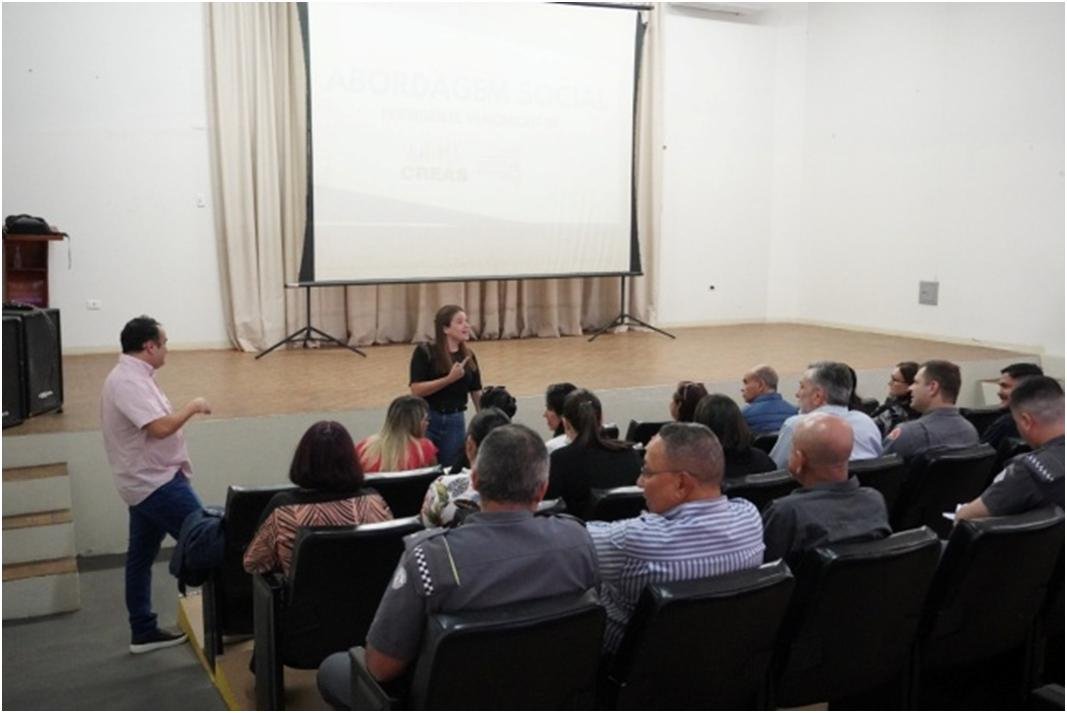 Reunião promovida pela Prefeitura de Presidente Venceslau trata sobre trabalho semanal de abordagem social Reunião promovida pela Prefeitura de Presidente Venceslau trata sobre trabalho semanal de abordagem social