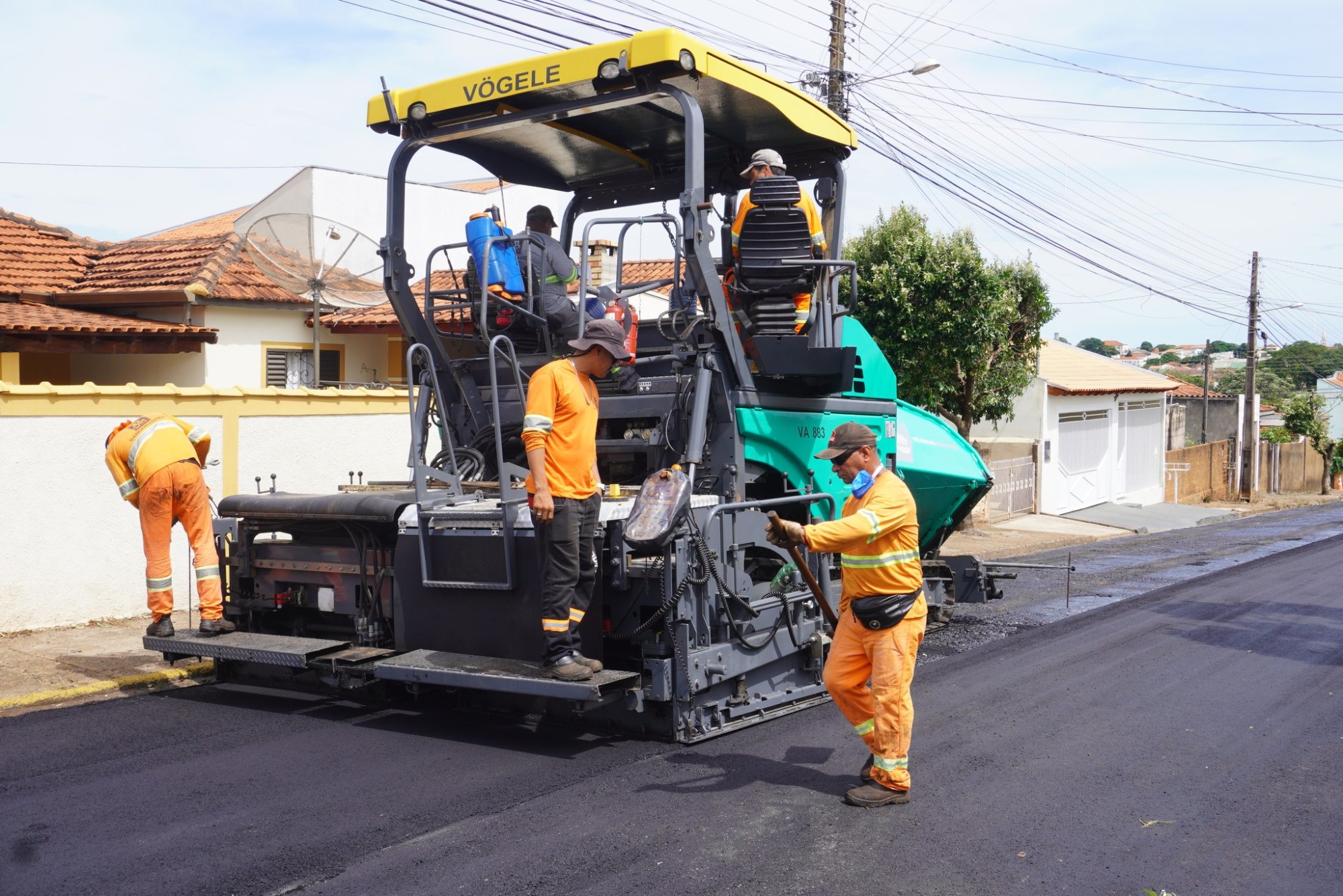 Iniciado trabalho de recapeamento em vias de Presidente Venceslau