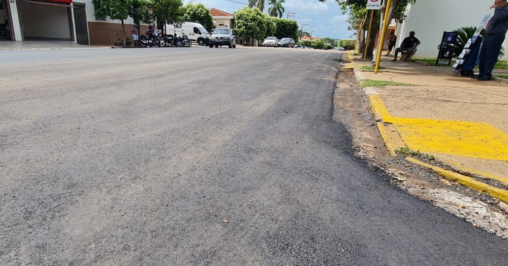 Recapeamento; Concluído trabalho em trechos de vias localizadas em Venceslau