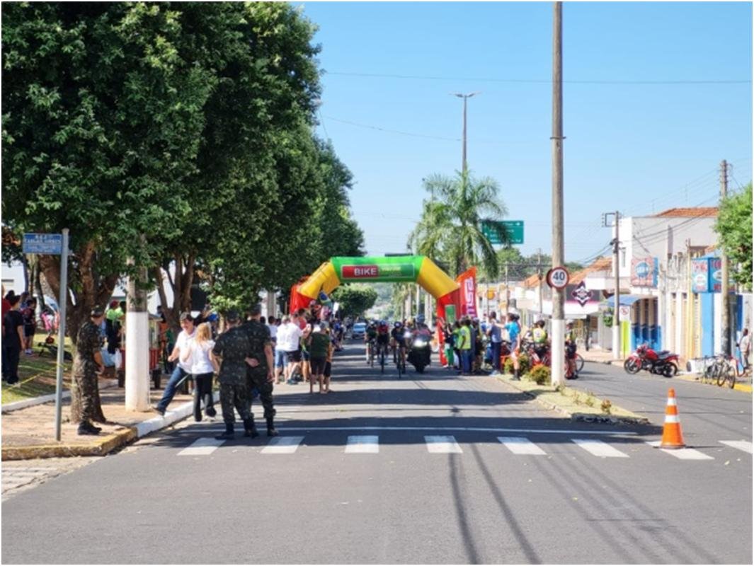 'SPV-020 no Eixo 100 K'; Prova reúne cerca de 150 ciclistas em Venceslau