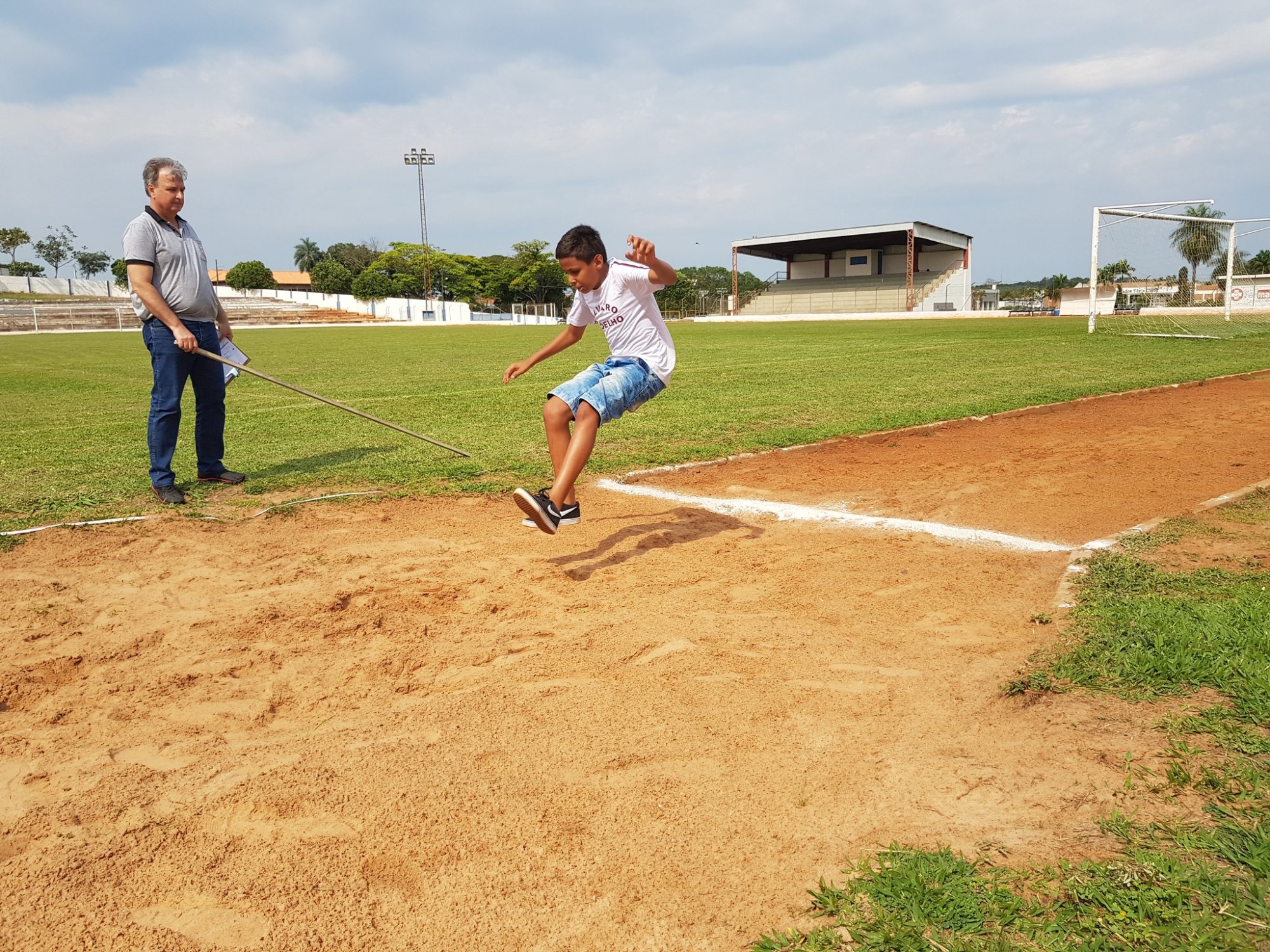 Festival de Atletismo; Segunda edição do evento, será realizado a partir de amanhã, com participação de alunos da Rede Municipal de Venceslau!