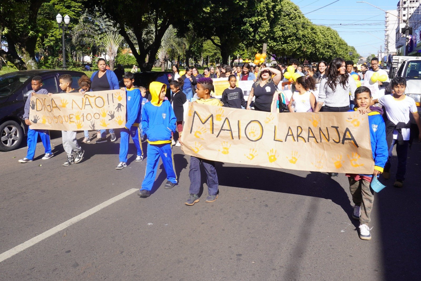 Maio Laranja; Passeata sobre combate e prevenção, ao abuso e exploração sexual de crianças e adolescentes, é realizada no centro de Venceslau!