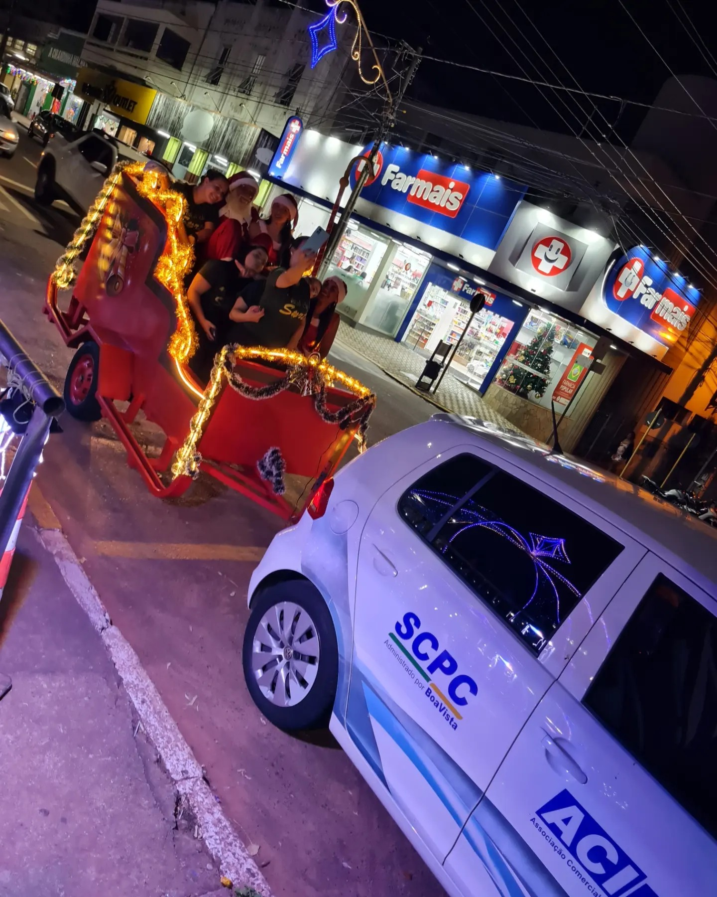 'Horário Natalino'; Carreata com o Papai Noel promovido pela Aciprev, marca o início do horário especial do comércio Venceslauense; Até dia 22!