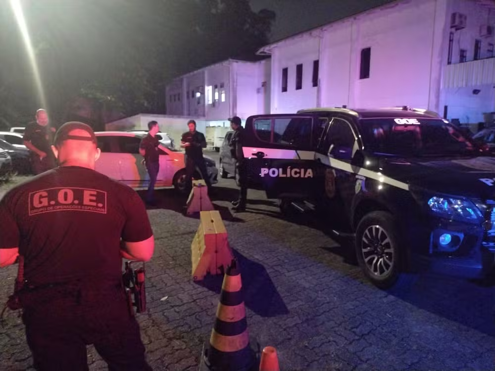 'Operação Vultus'; Polícia Civil cumpriu segunda fase da ação, com seis mandados de prisão preventiva, sendo dois empresários venceslauenses ligados a revenda de veículos! 'Operação Vultus'; Polícia Civil cumpriu segunda fase da ação, com seis mandados de prisão preventiva, sendo dois empresários venceslauenses ligados a revenda de veículos!