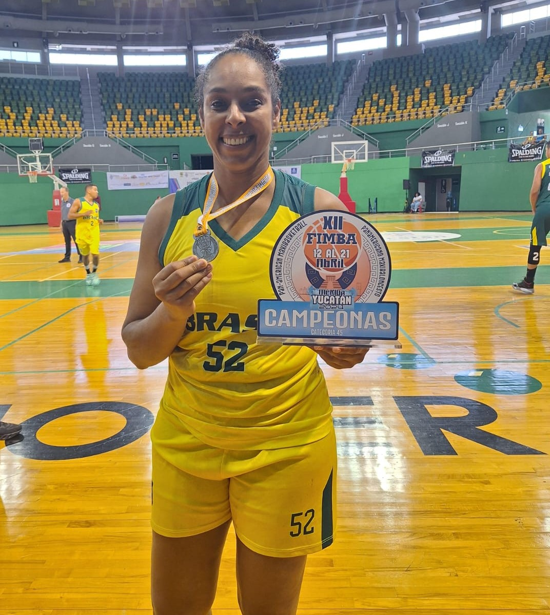'Venceslauenses na Seleção'; Atletas representam o Brasil, em competição Master de Basquete Feminino, realizada no México!
