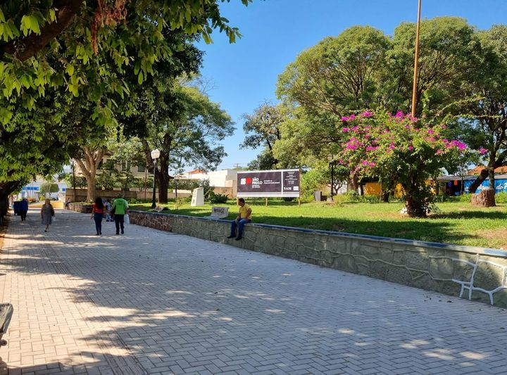 'Mãos que Curam'; Projeto liderado por profissional graduado e grupo de terapeutas oferecem até agosto, aulas de ioga e sessões de massagem gratuitas aos domingos em Venceslau; A partir das 10h!