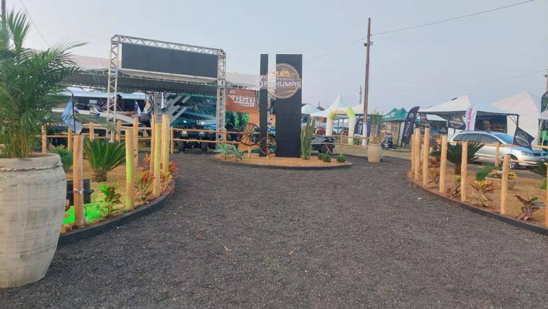 '3ª ExpoAgro 2024'; Com mais de 100 expositores, leilão de gado, ciclo de palestras, shows todas as noites e muito mais, evento tem início hoje em Anhumas; Aberto ao público! '3ª ExpoAgro 2024'; Com mais de 100 expositores, leilão de gado, ciclo de palestras, shows todas as noites e muito mais, evento tem início hoje em Anhumas; Aberto ao público!