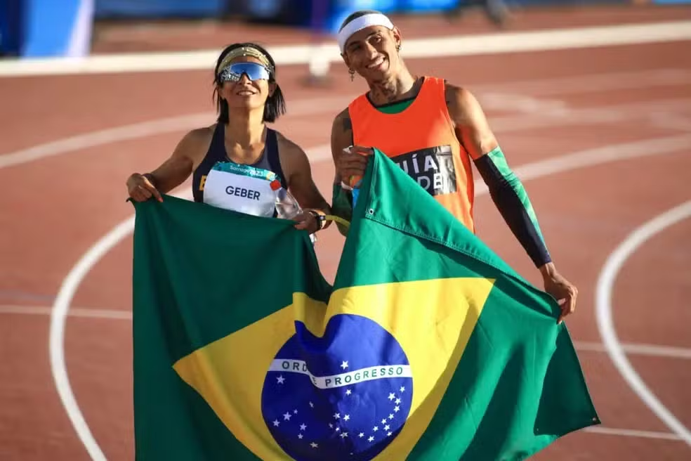'Prudentino em Paris'; Velocista Gabriel Garcia abre na manhã desta quinta-feira, o revezamento brasileiro 4x100m nas Olimpíadas; Prova às 6h35!