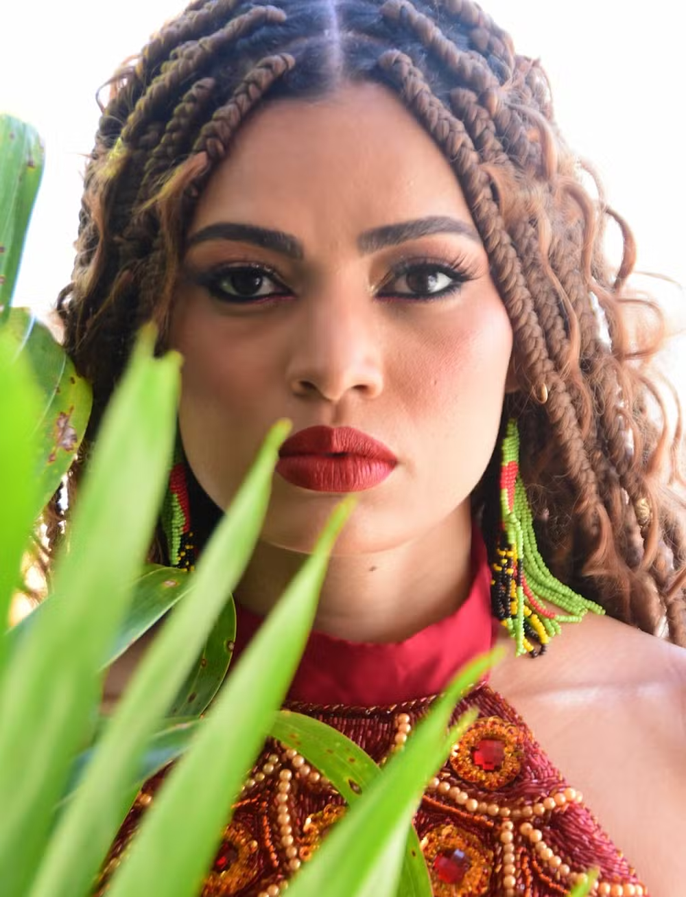 'Baile da Sereia'; Com repertório de canções populares, o tradicional carimbo e homenageando o Norte do país, cantora 