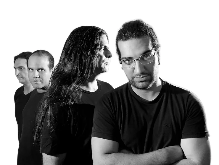 'Banda L.U.T.'; Com grandes sucessos do pop rock nacional da Legião Urbana, grupo formado em Marília se apresenta em instantes, no Sesc Thermas Prudente; À partir das 16h, com entrada gratuita! 'Banda L.U.T.'; Com grandes sucessos do pop rock nacional da Legião Urbana, grupo formado em Marília se apresenta em instantes, no Sesc Thermas Prudente; À partir das 16h, com entrada gratuita!