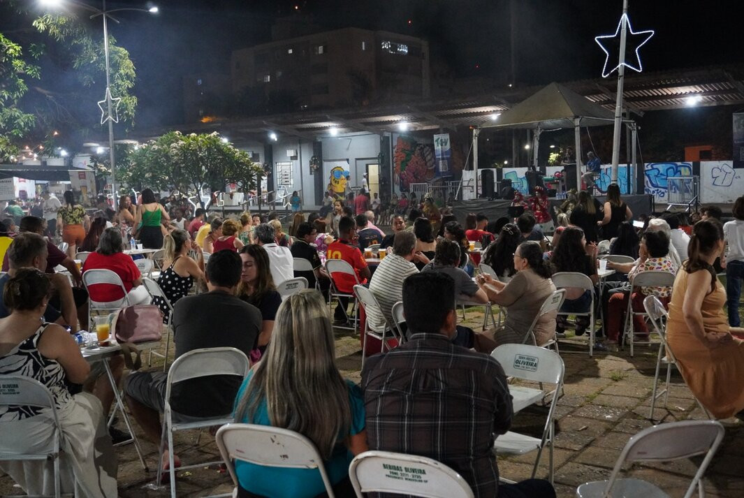 'Vila Natal'; Sábado marca o segundo dia de evento no Centro Histórico em Venceslau; Atração da noite é com Denimar & Gabriel! 'Vila Natal'; Sábado marca o segundo dia de evento no Centro Histórico em Venceslau; Atração da noite é com Denimar & Gabriel!