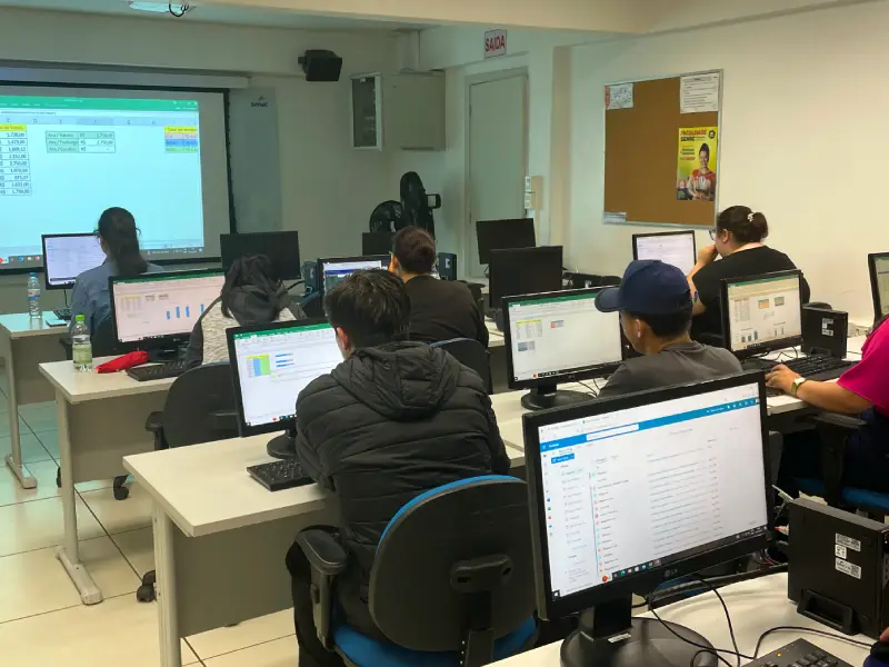 'Qualificação Profissional'; Com diversas áreas do conhecimento, Senac oferece oportunidades gratuitas para cursos técnicos livres em Prudente; Confira!