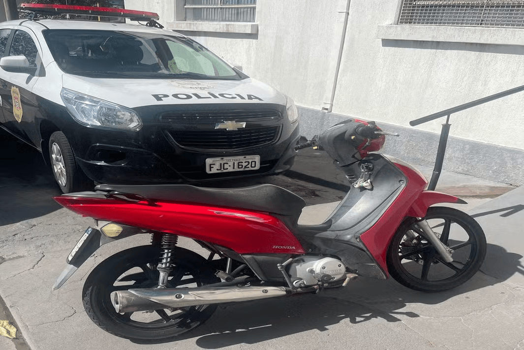 'Furto Consumado'; Adolescente de 15 anos é apreendido por ato infracional após furtar bicicleta, motoneta e retrovisores de mais duas em Venceslau!