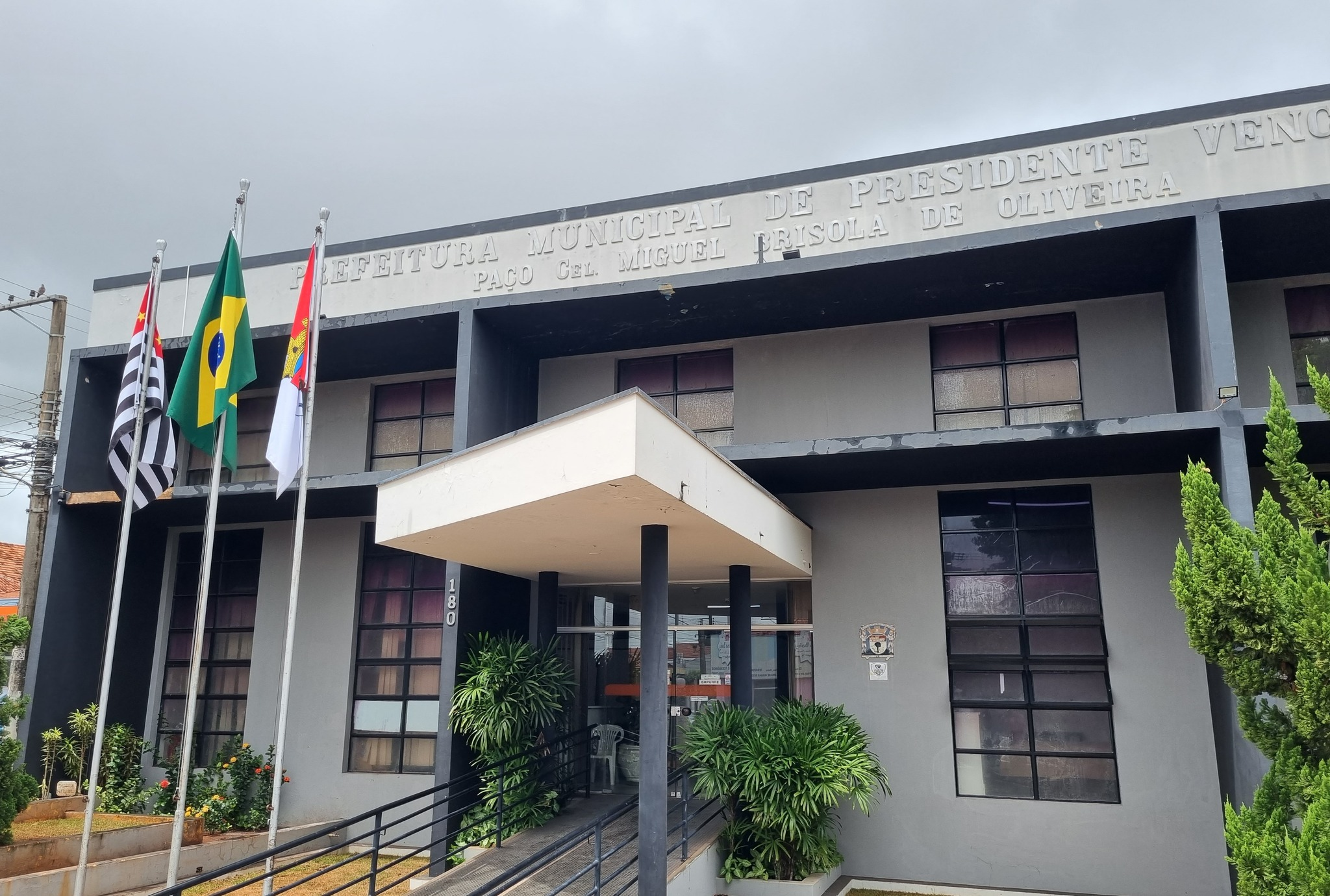 'Calendário Municipal'; Prefeitura de Venceslau publica retificação de datas dos feriados civis, religiosos e facultativos do município em 2025!