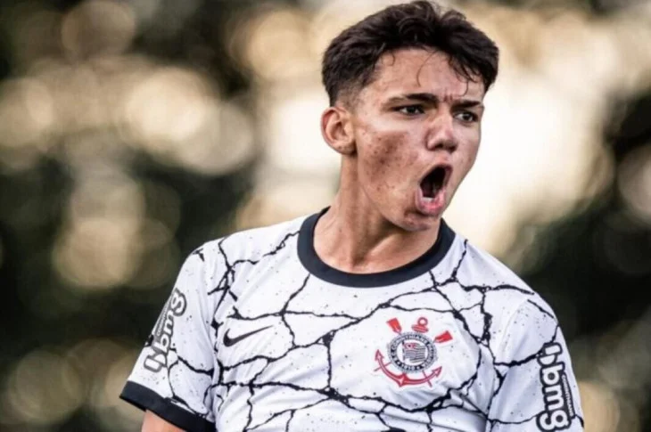 'Artilheiro e Campeão'; Venceslauense Beto Prado se destaca em título paulista, pelo Sub-17 do Corinthians!