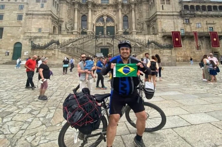 'Cicloturismo na Espanha'; Servidor público prudentino realiza percurso desafiador, de Pamplona até Santiago de Compostela!