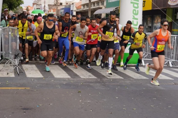 'Corrida e Caminhada'; Evento Esportivo alusivo ao aniversário de Venceslau, tem inscrições esgotadas em 1h30 e será realizada em período noturno; Largada prevista para às 19h!