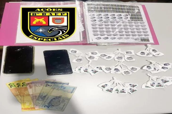 'Flagrante de Tráfico'; Homem confessa ter comprado droga para revendê-la e acaba preso com 43 porções de cocaína, no centro de Venceslau!