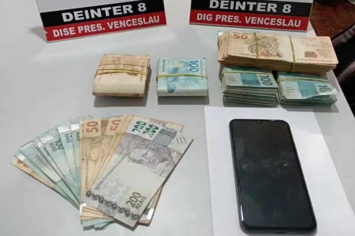 'Furto Qualificado'; Funcionário suspeito de furtar mais de R$ 60 mil de funerária, é preso em flagrante em Venceslau!                                                                                                                                         