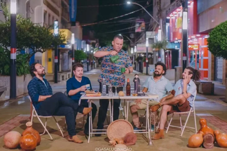 'Ivan Laurindo'; Com inspirações da nova MPB e artistas nordestinos, cantor prudentino apresenta o show 