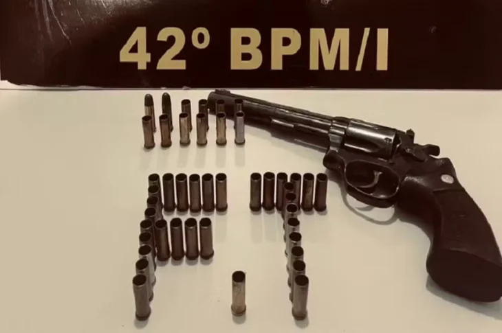 'Posse Ilegal e Disparo'; Após disparar 43 tiros de revólver, idoso de 71 anos foi preso em flagrante, em zona rural de Venceslau!