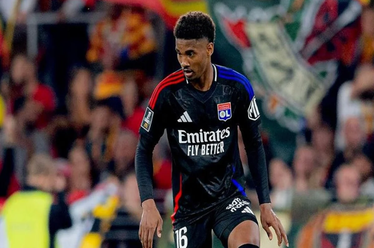 'Seleção Brasileira'; Nascido em Prudente e criado em Pirapozinho, lateral Abner atualmente jogador do Lyon, é convocado para os próximos jogos das eliminatórias para Copa do Mundo!