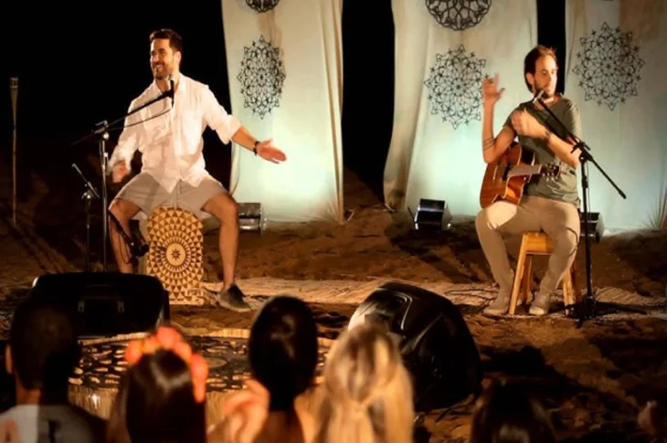 'Sunset D3'; Com o pop acústico da banda D3, além de outras atrações musicais do pagode, sertanejo e DJ, evento acontece hoje em Venceslau; A partir das 16h, com apresentação de convite!