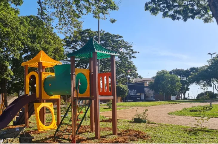 'Tarde Brincante' oferece atividades recreativas gratuitas na praça da Vila Sumaré, em Presidente Venceslau