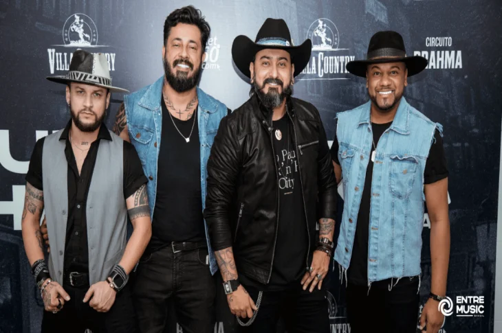 'Teodoro Fest Rodeio Show'; O sextou é com o grupo Traia Véia com seu sertanejo raiz ao universitário, no segundo dia de evento em Teodoro Sampaio; Show aberto ao público!