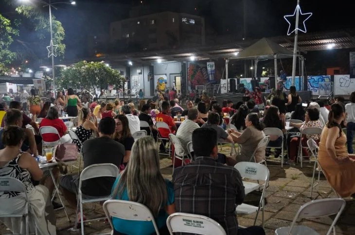 'Vila Natal'; Evento segue com sua praça de alimentação e diversas atrações para toda a família; Das 19h às 23h!