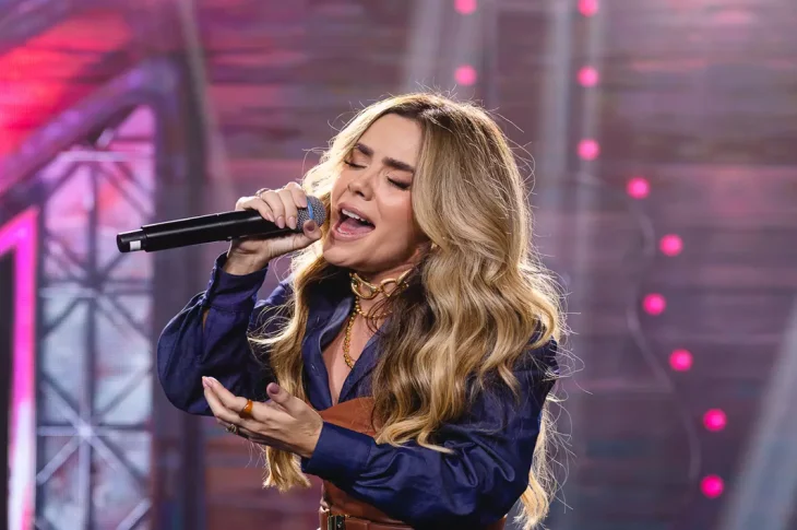 A sertaneja Mariana Fagundes e a 1ª seletiva da rainha do rodeio são atrações desta noite, no Centro Histórico de Venceslau; A partir das 19h30 e aberto ao público!