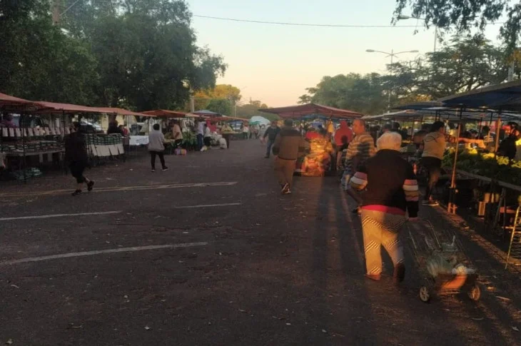 A tradicional feira livre de domingo será realizada no próximo sábado em função das festividades de Ano Novo